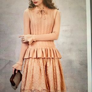 ARTKA Women's Autumn Solid Color Lace Patchwork Knitted Dress Vintage